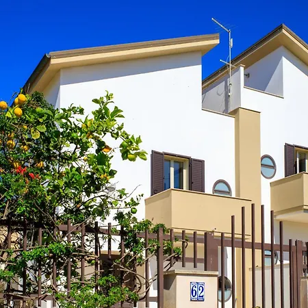 Nyaraló Marzamemi *