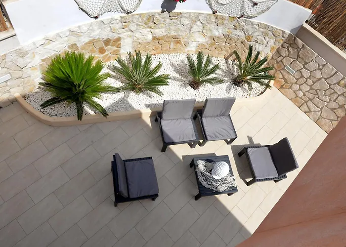 Marzamemi Tatil Evi *